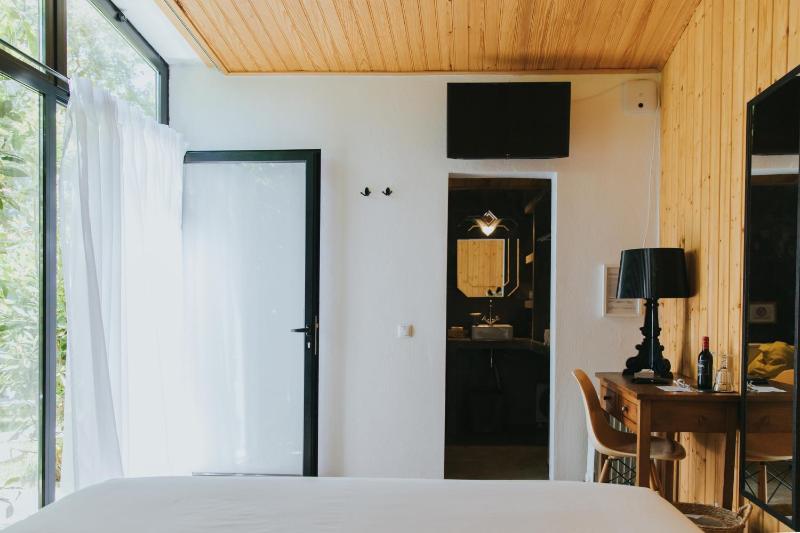 Superior Double Room image 4