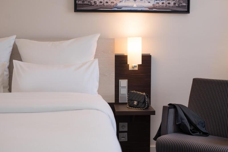 Standard Double Room image 1