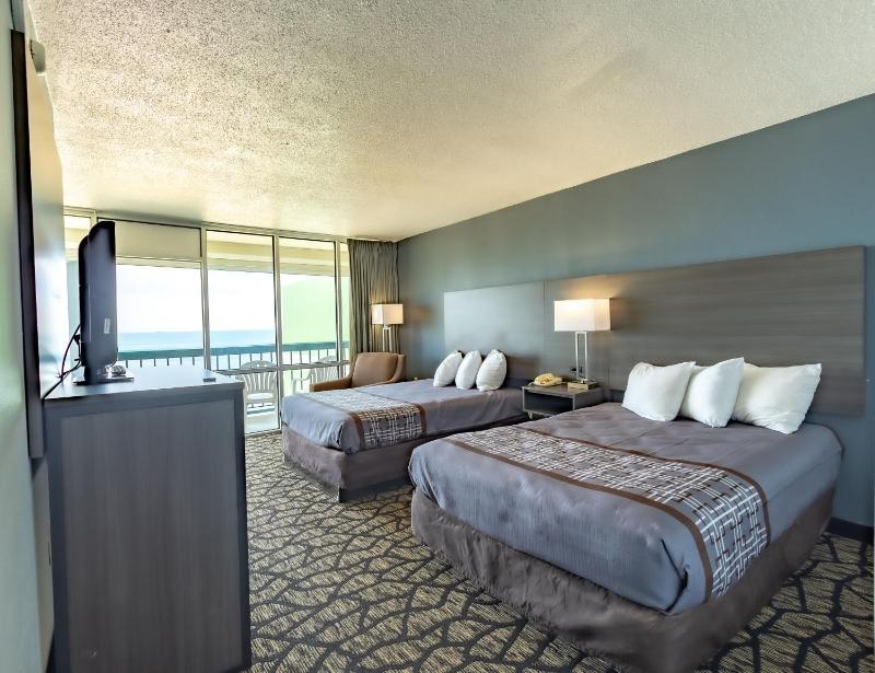 Deluxe Double Room image 2