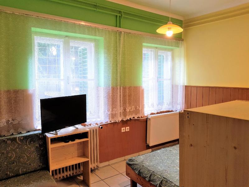 Triple Room with Bathroom image 1
