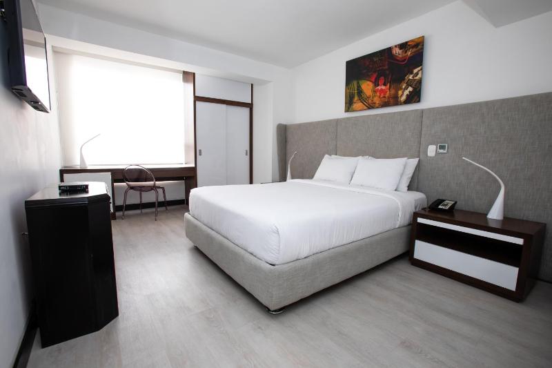Radisson Hotel Decapolis Miraflores - image 5