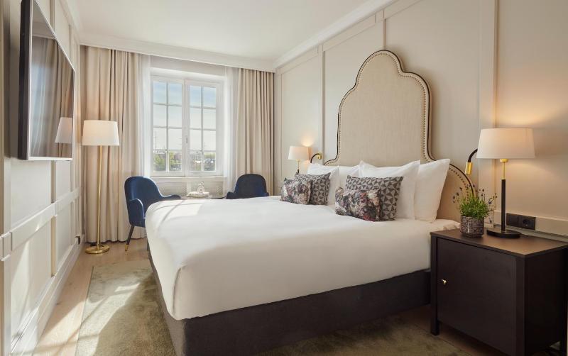 King Room with Sea View image 4