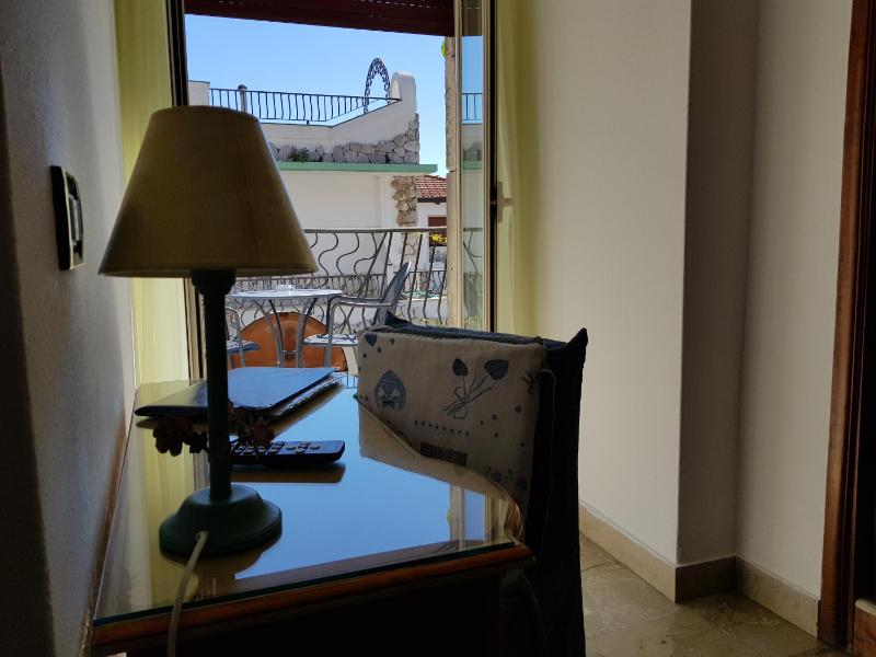 Standard Double or Twin Room image 4