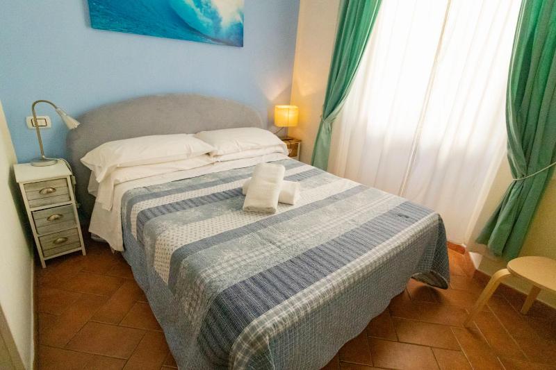 Economy Double Room image 4