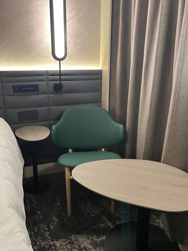 Connected Standard Family Suite image 4