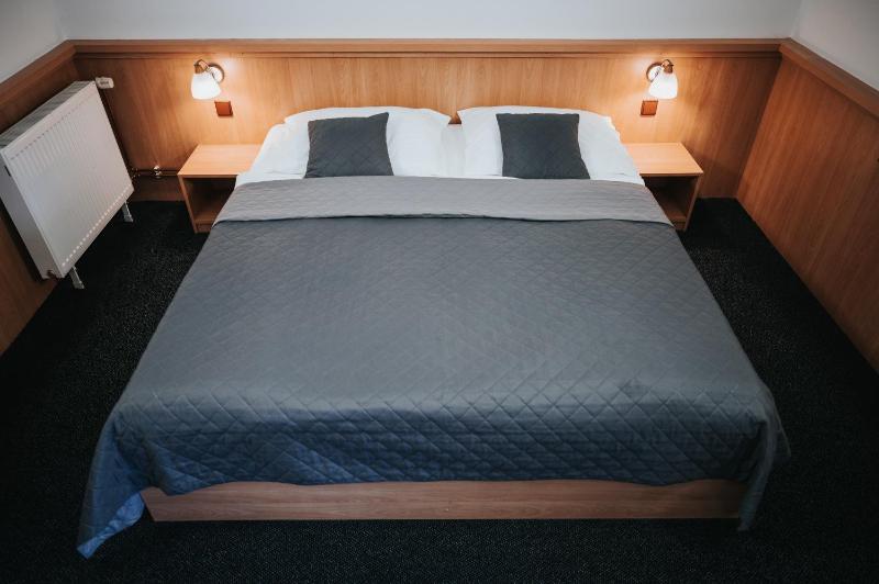 Superior Suite image 2