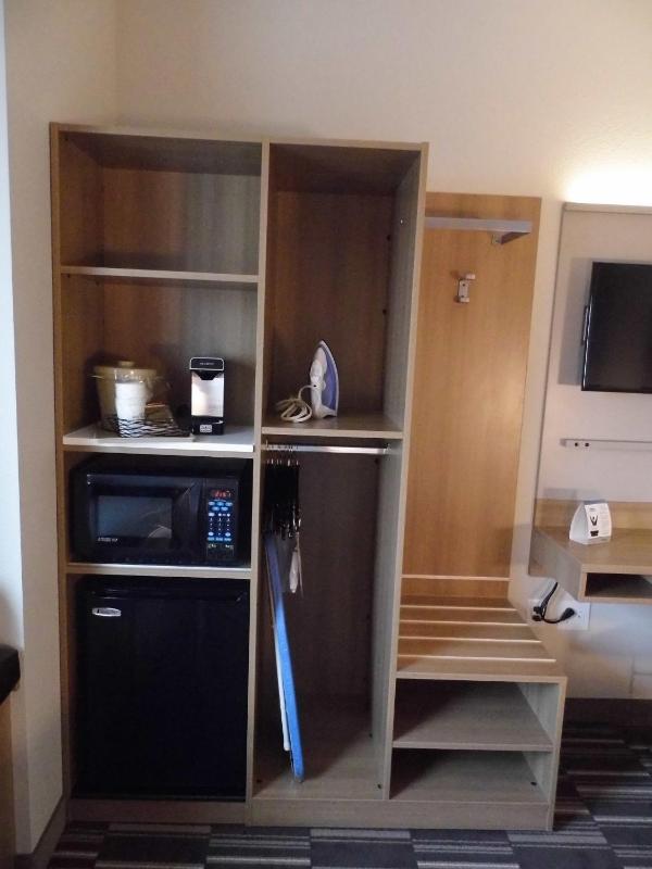 Accessible Studio Suite with 1 Double Bed, Non-Smoking image 3