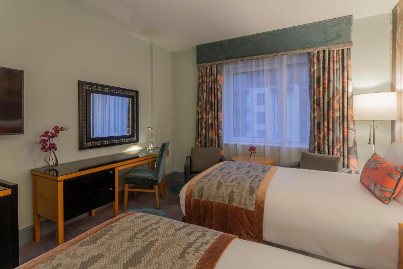 Standard Room with Two Single Beds image 4