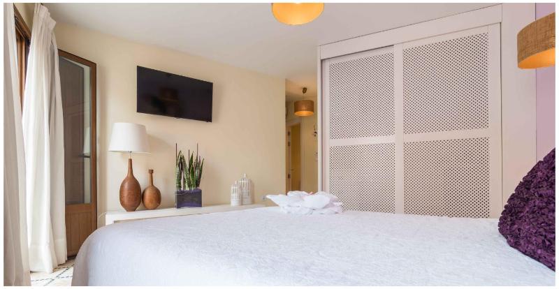 Double or Twin Room with Private Balcony image 2