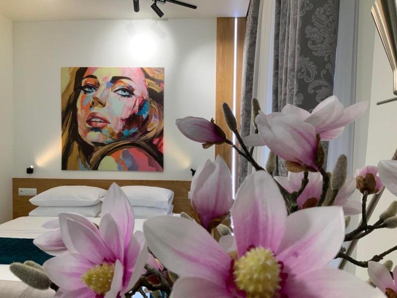 Apartment z kominkiem w sercu Wrocławia Images