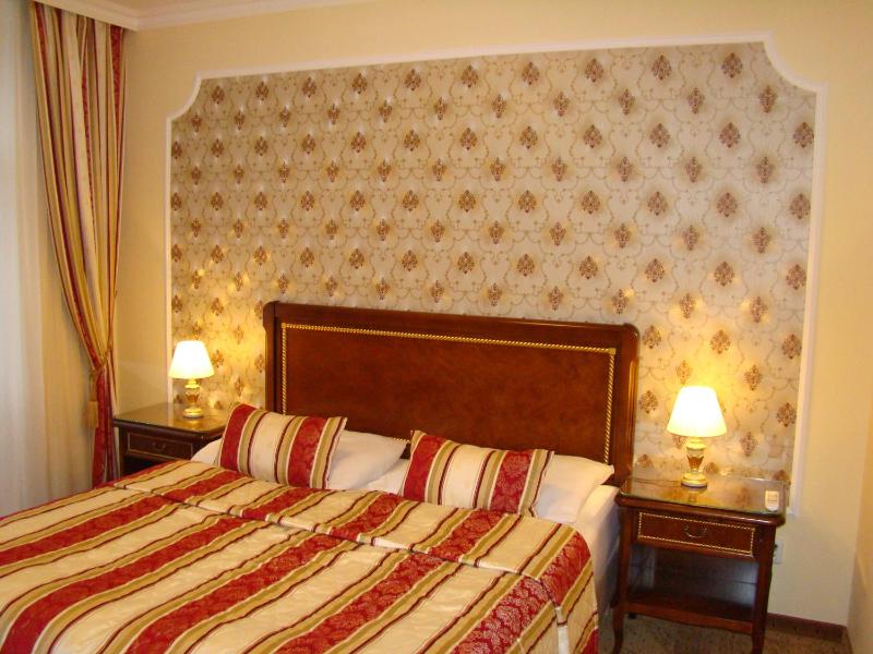 Premium Suite image 2