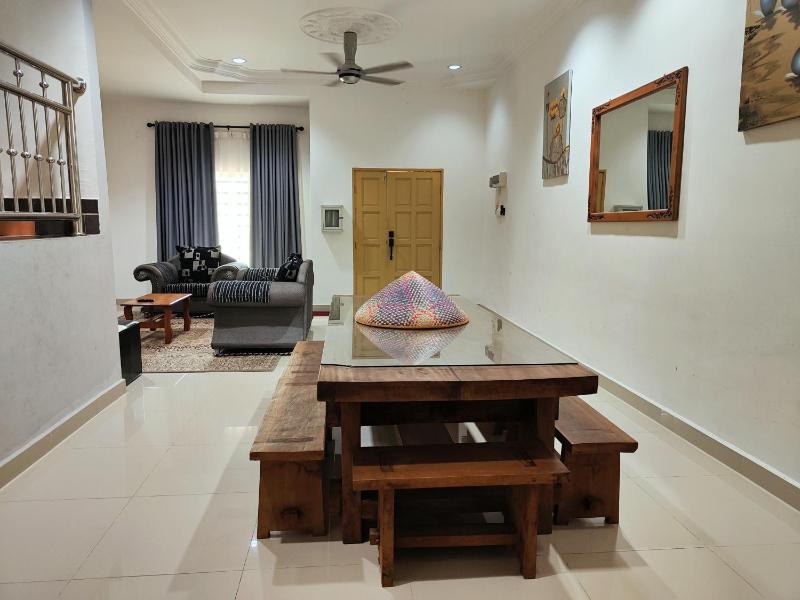 Homestay Roma Suite - image 17