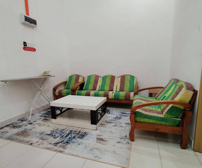 Homestay Roma Suite - image 13