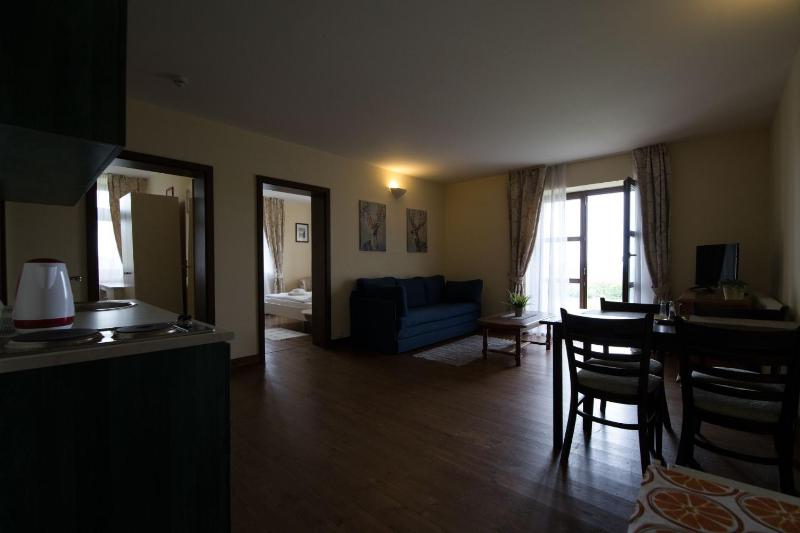 Family Suite with Balcony image 3