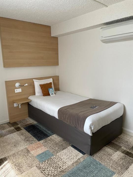 Single Room image 1