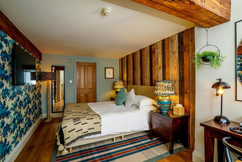 Standard Double Room image 1