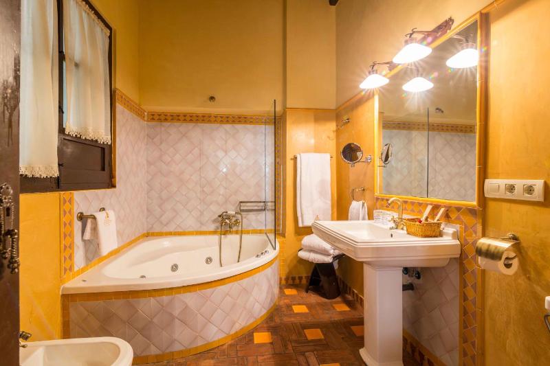 Junior Suite image 4