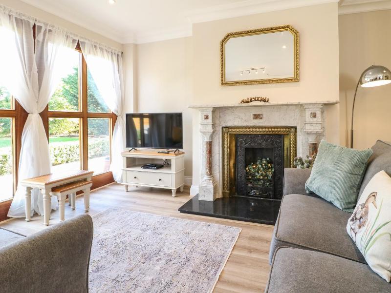 Avenue Croft - image 22