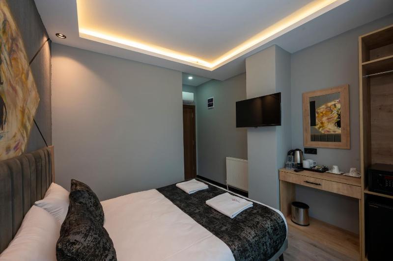 Deluxe Single Room image 2