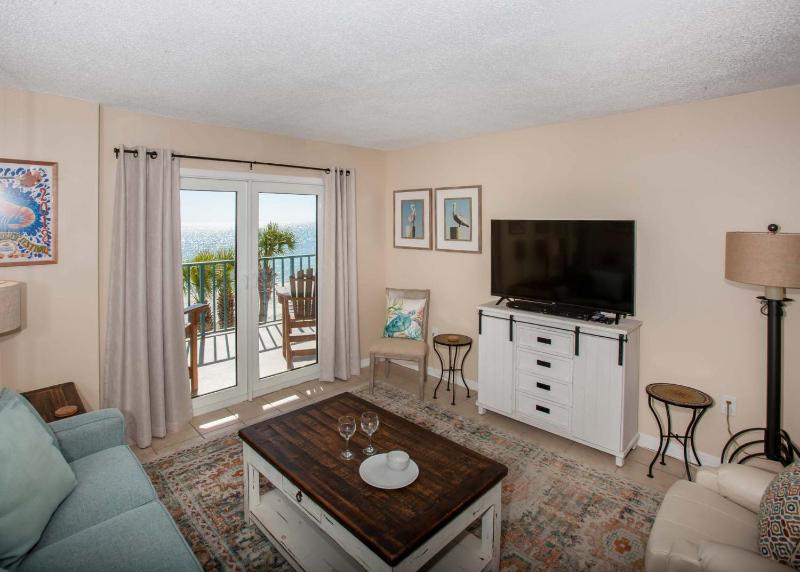 Surfside Shores 1302 - image 32