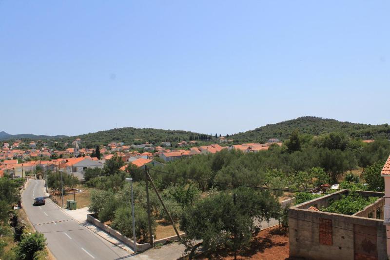 Two-Bedroom Apartment with Terrace and Sea View image 3
