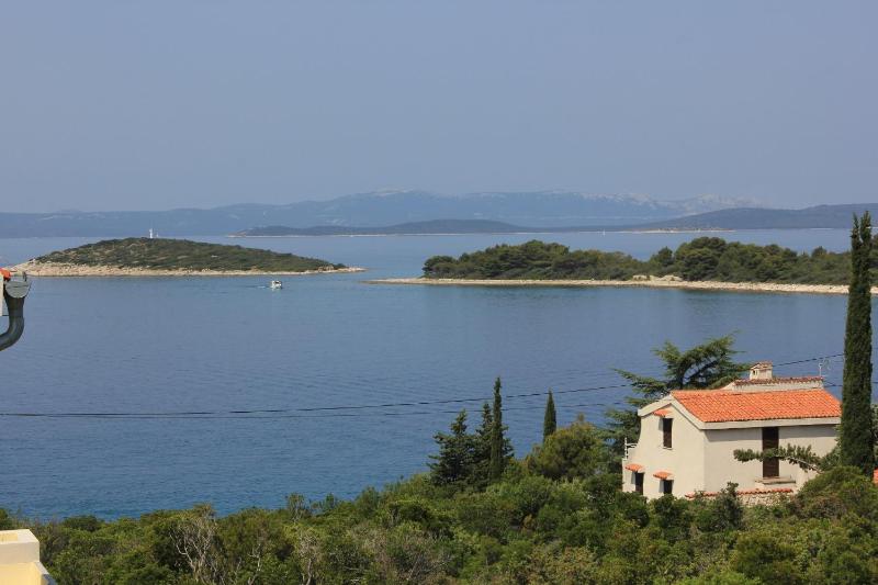 Two-Bedroom Apartment with Terrace and Sea View image 4