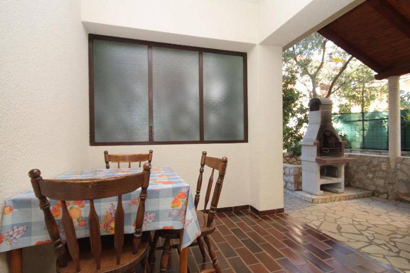 Two-Bedroom Apartment with Terrace image 3