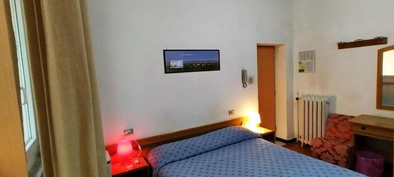 Double Room with Private Bathroom image 1