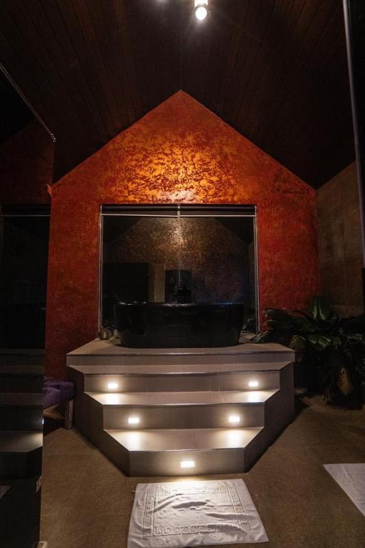 The Edgware Cabana - image 30