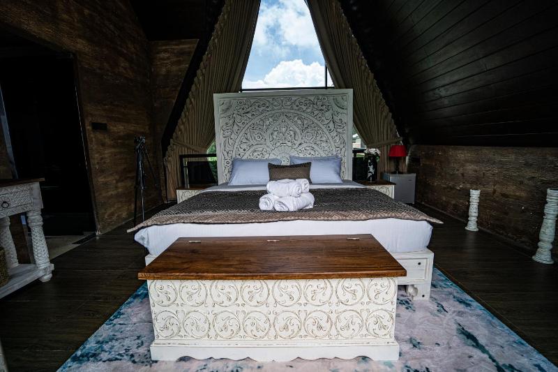 The Edgware Cabana - image 39