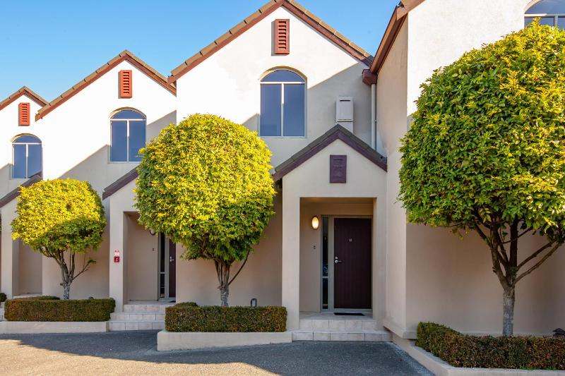 Midtown Tui Villa - Taupō Central Holiday Unit - image 1