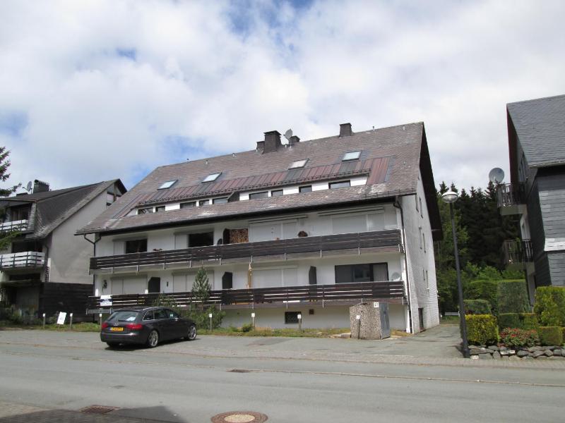 Apartment with Balcony (4p) image 2
