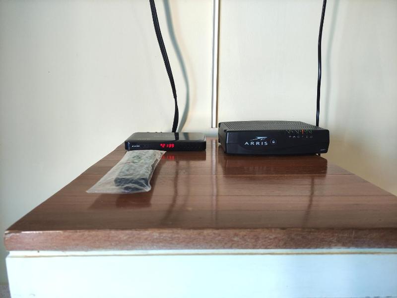 Chic Beachfront Apartment - Private Beach Access - image 5