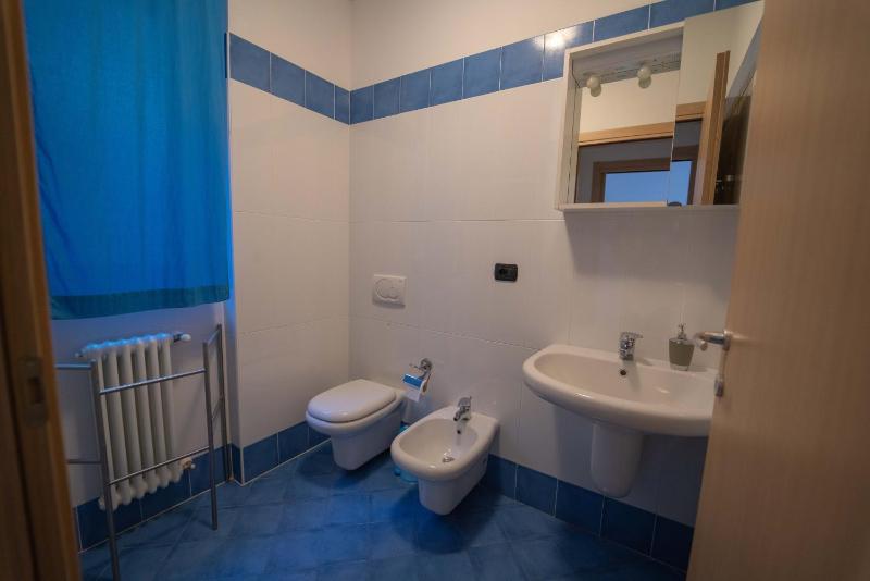 Two-Bedroom Apartment with Lake View image 1