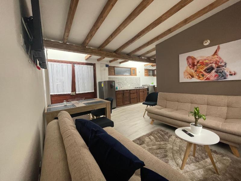 PUERTA DE LA VILLA Apartamentos y Habitaciones - image 48