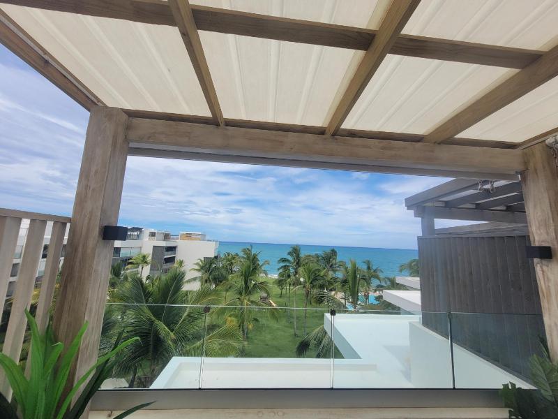 Seawinds Studio - Beachfront Getaway - image 1