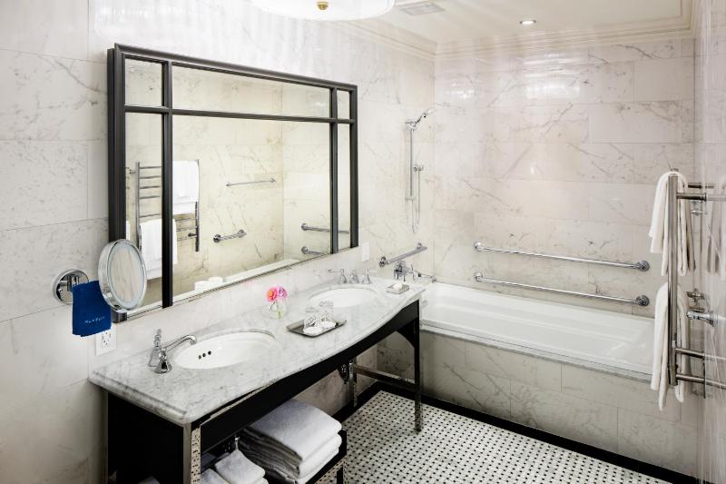 Suite image 3