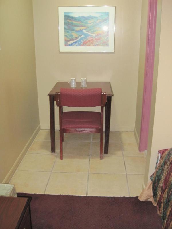 King Room image 4