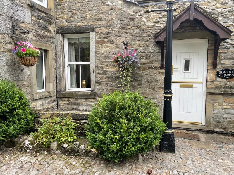 Two-Bedroom Cottage image 1