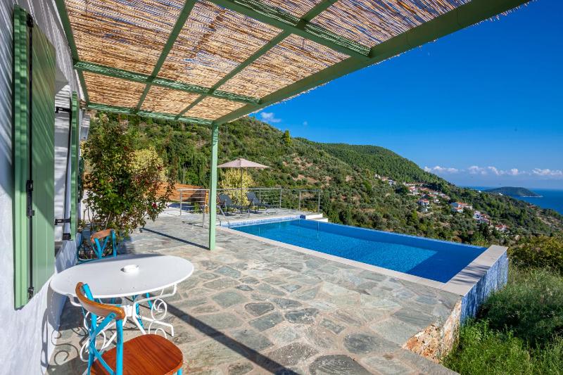 Olea Skopelos villas with swimming pools & sea view - image 37