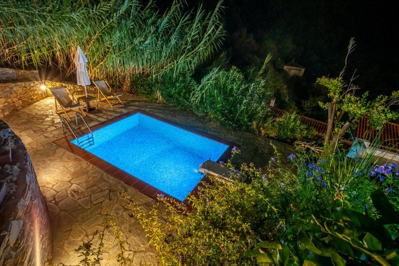 Olea Skopelos villas with swimming pools & sea view - image 2