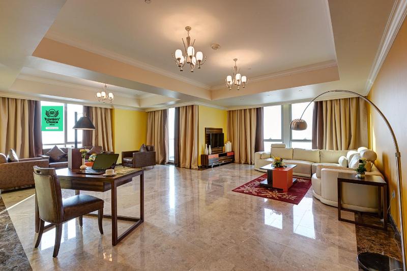 Presidential Suite image 2