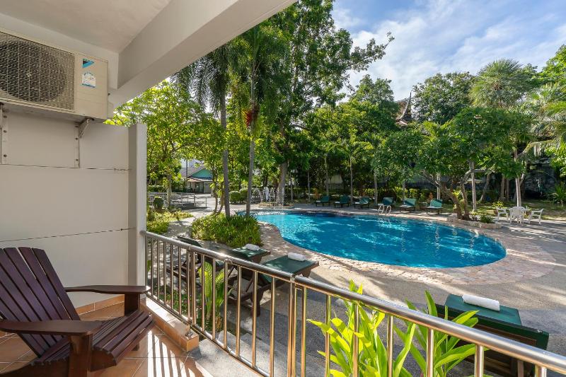 Bella Villa Pattaya 3rd Road - image 10