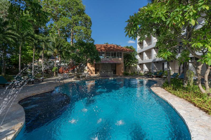 Bella Villa Pattaya 3rd Road - image 9
