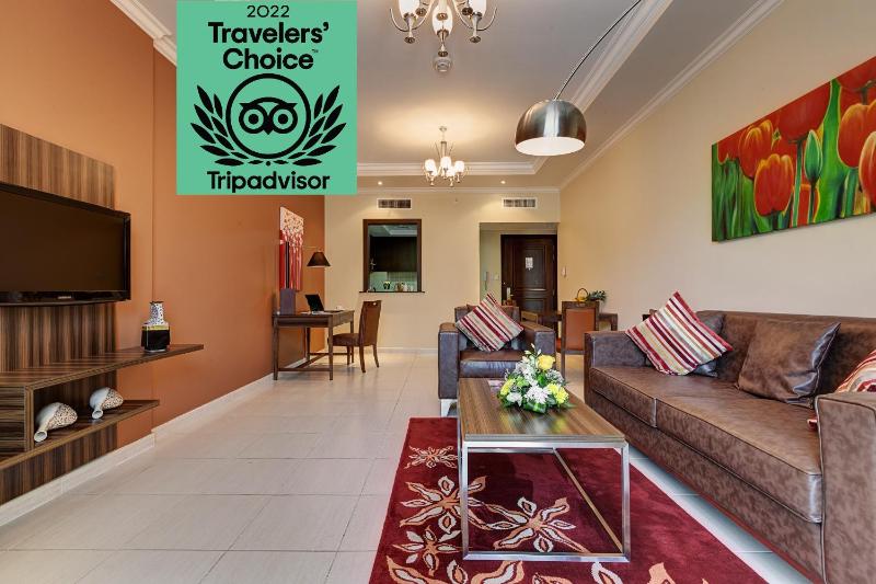 Deluxe One Bedroom Apartment with Balcony image 3