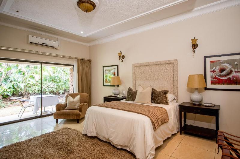The Victoria Falls Deluxe Suites - image 7