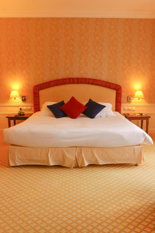 Deluxe Double Room with Terrace image 2
