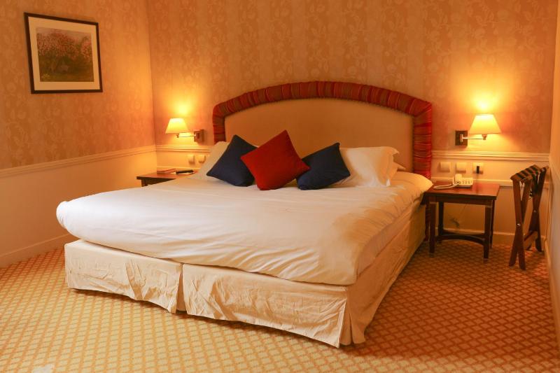 Superior Double Room image 3