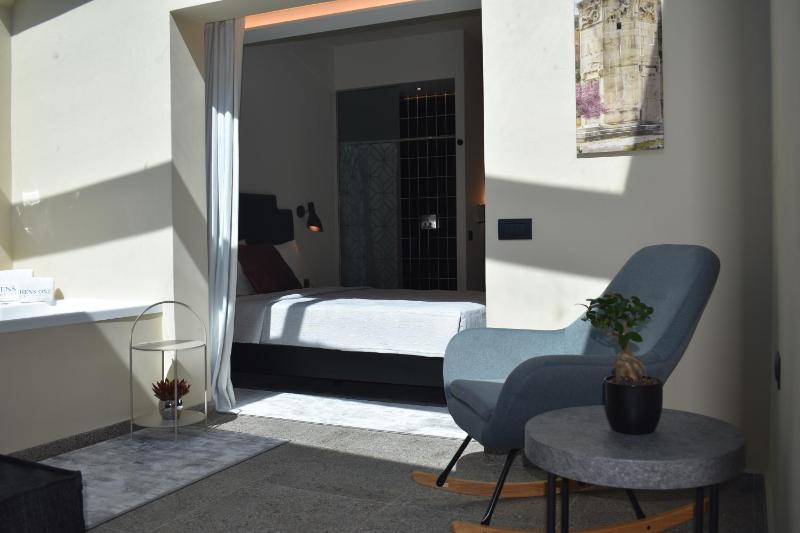 Loft Prestige Suite with Hot Tub image 3