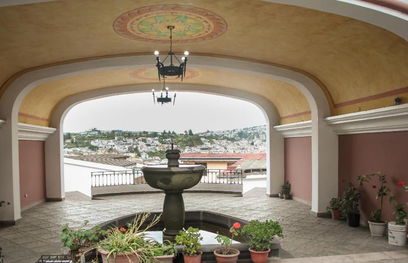 LUXURY SUITE Centro Histórico Quito - image 10